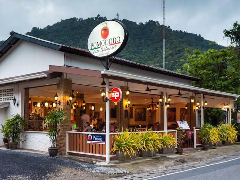 Rice Rooms And Restaurant Kata Beach  Buitenkant foto