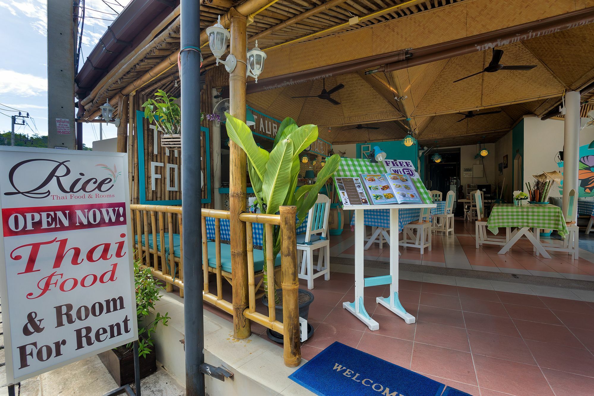 Rice Rooms And Restaurant Kata Beach  Buitenkant foto